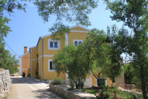 Гостиница Family friendly apartments with a swimming pool Sali, Dugi otok - 8083  Сали 